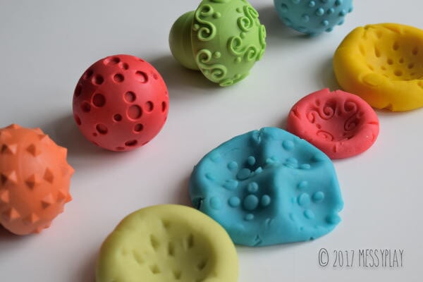 Gumová tiskátka-razítka houbičky simple Messy Play 