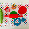 Látková podložka s puntíky A3 simple Messy Play 