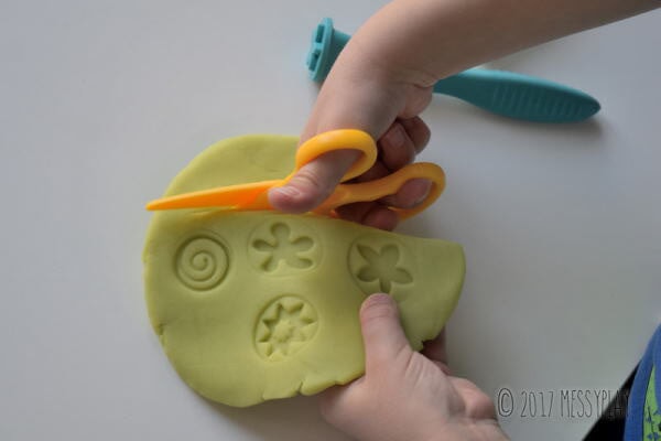 Nůžky na modelínu simple Messy Play 